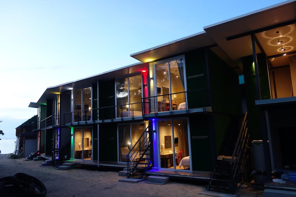 The Beacha Club Hotel Phi Phi Don Exterior foto