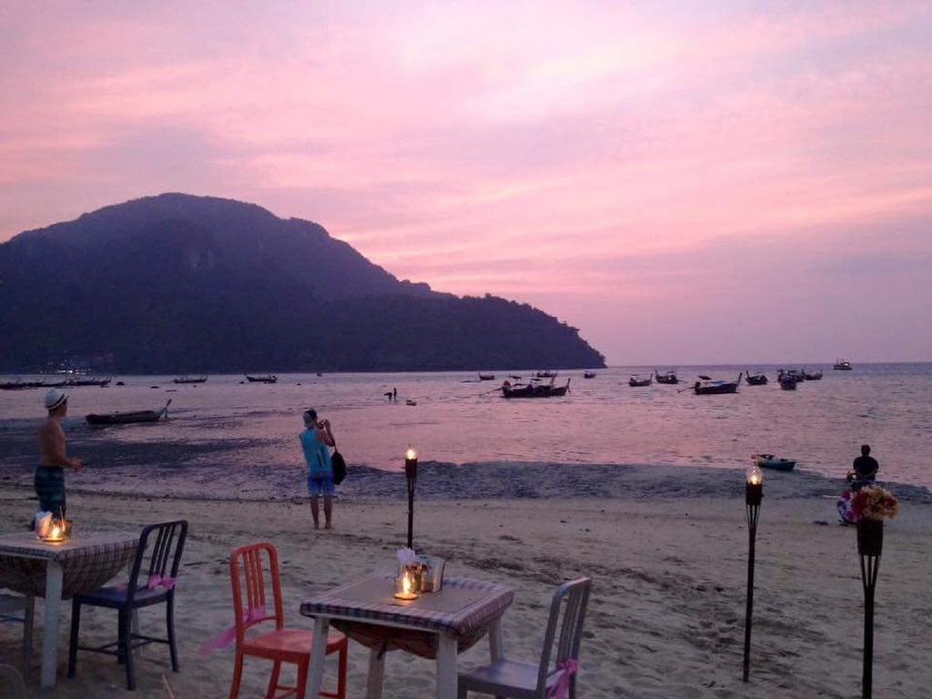 The Beacha Club Hotel Phi Phi Don Exterior foto